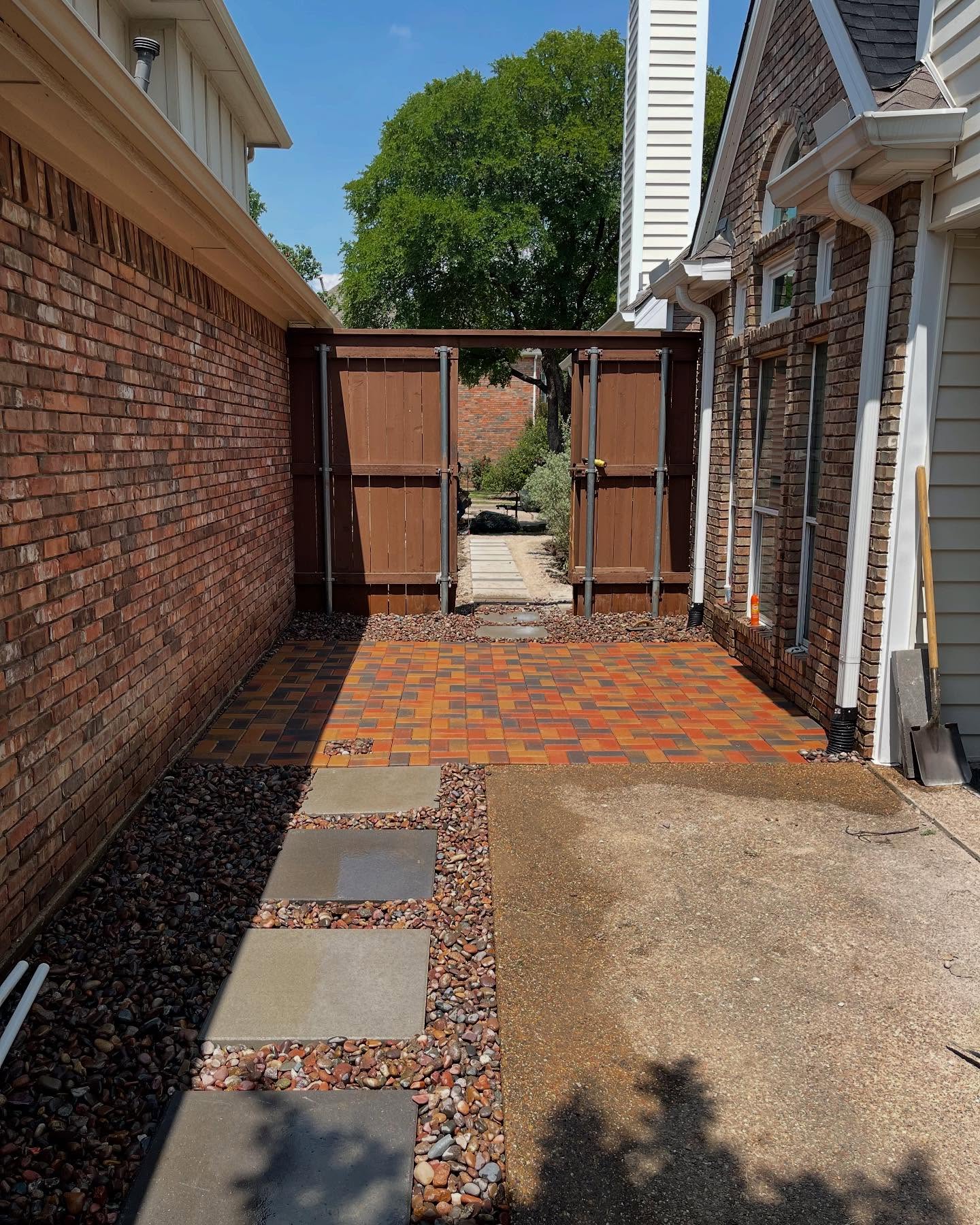 Loera's Hardscaping